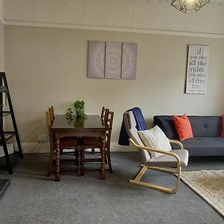 Character 2-Bedroom Unit Masterton Kültér fotó