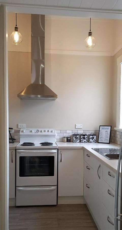Character 2-Bedroom Unit Masterton Kültér fotó