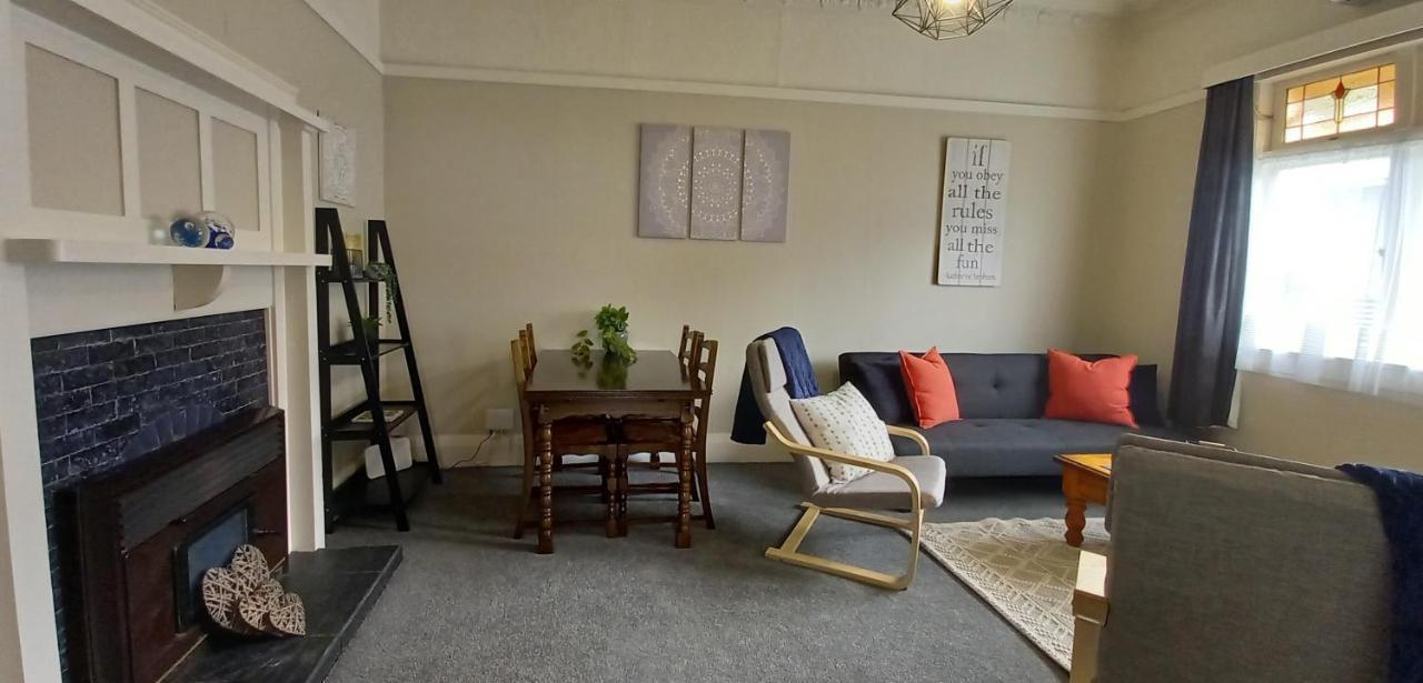 Character 2-Bedroom Unit Masterton Kültér fotó